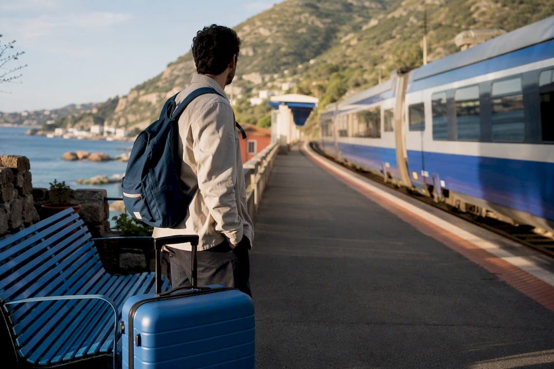 1h40 da Genova a Sanremo: come arrivare scegliendo treno, auto o bus