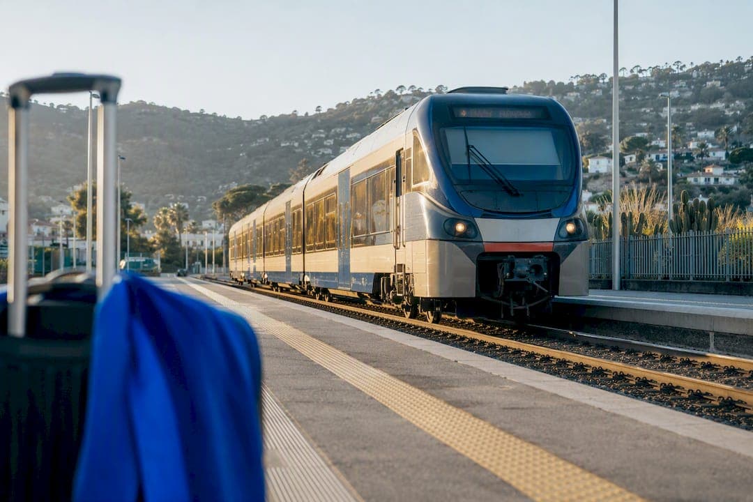 Da Sanremo a Monaco: come arrivare in treno, auto o bus
